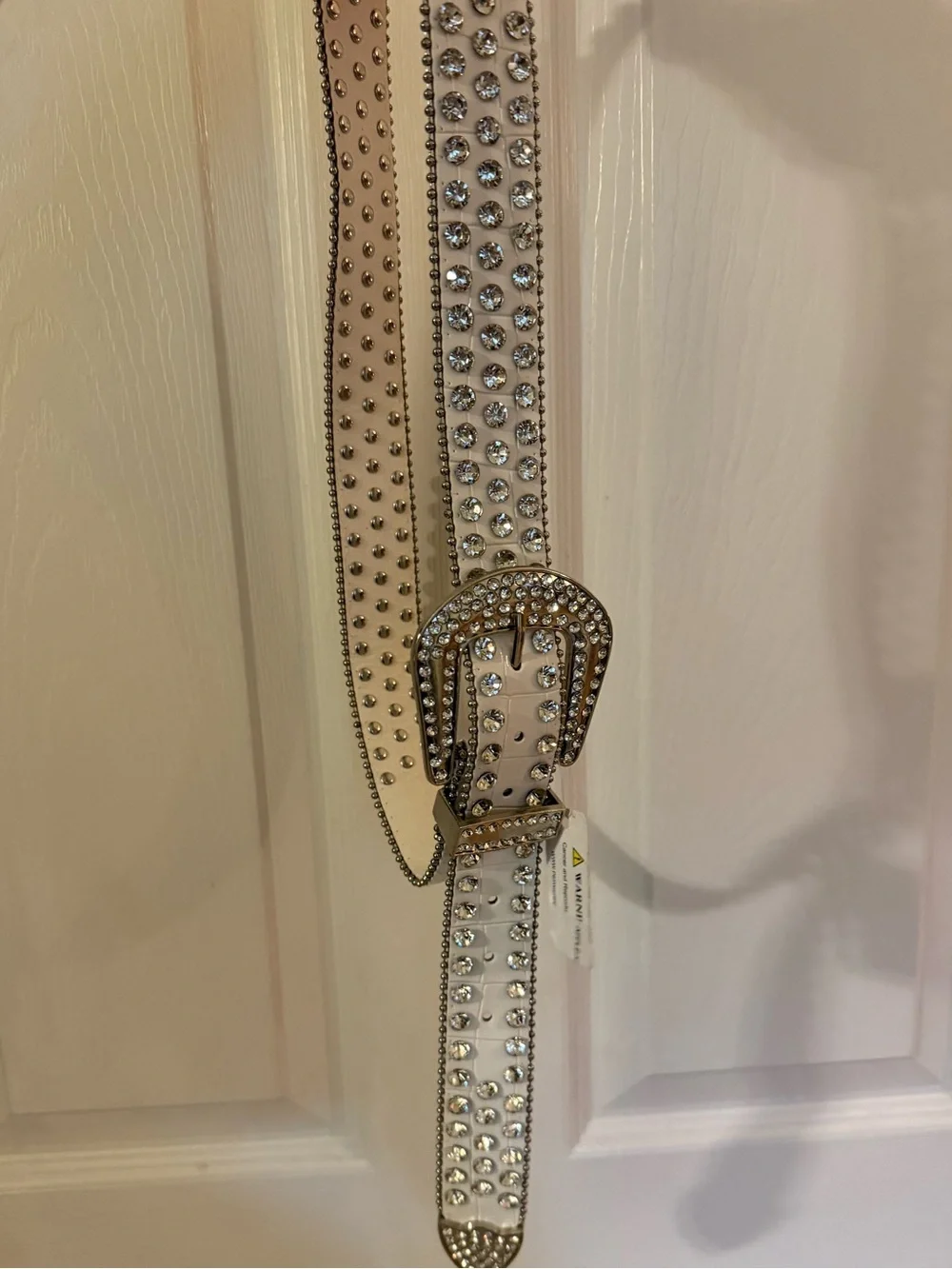 NWT White Crocodile Textured Rhinestone Belt